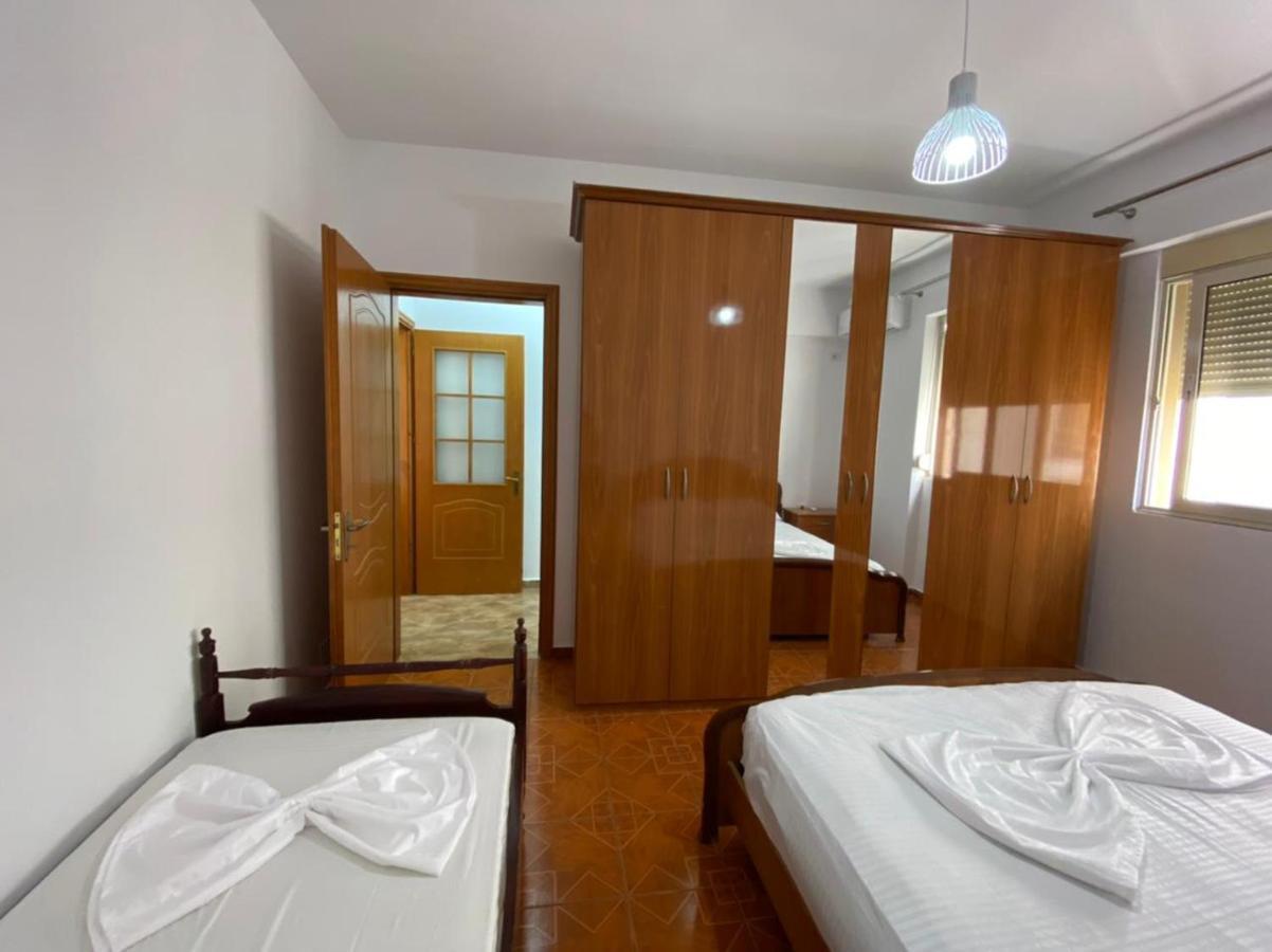 Lea Apartments Vlore Exterior photo