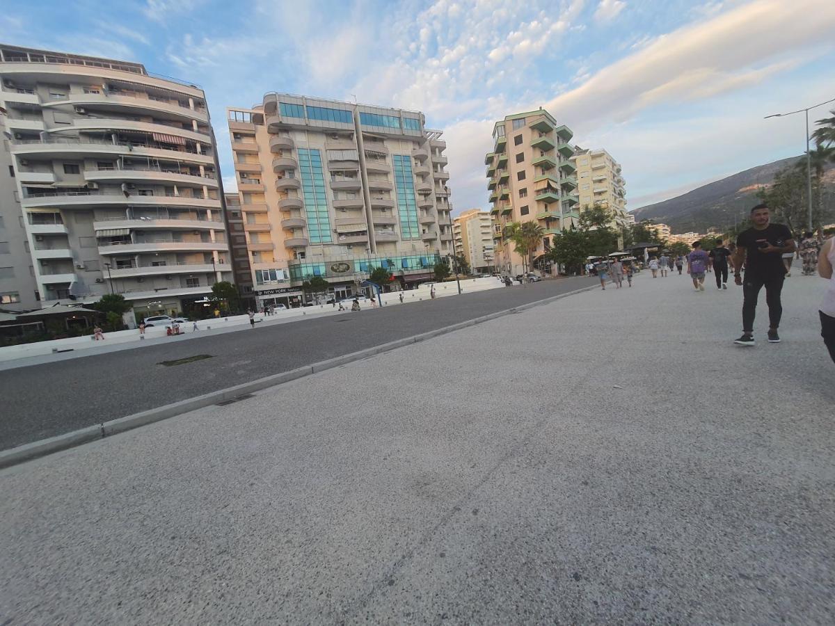 Lea Apartments Vlore Exterior photo